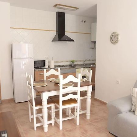 Apartamento Elena - Solo Familias Y Parejas Conil De La Frontera Exterior foto